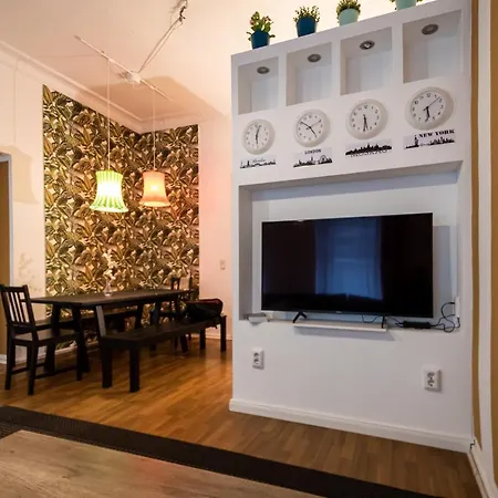 Blue Chili 13 - Nur Ein Katzensprung In - Bis 8 Pers * Berlin