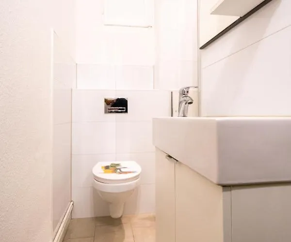 Blue Chili 13 - Nur Ein Katzensprung In - Bis 8 Pers * 柏林