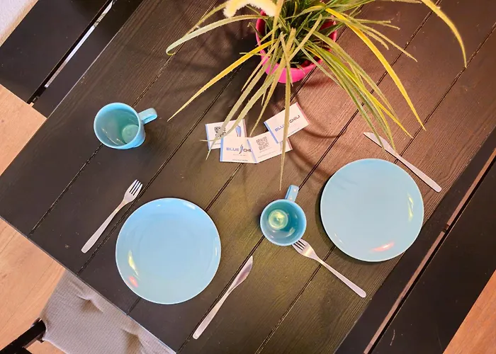 Blue Chili 13 - Nur Ein Katzensprung In - Bis 8 Pers *